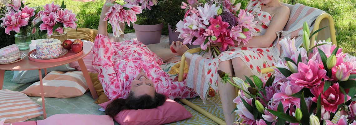 Roselily Banner Image.jpg